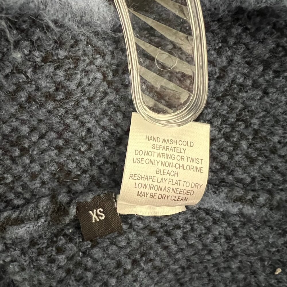 Jamison blue leopard print sweater size XS - Picture 8 of 8